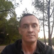  ,   Valentin, 43 ,   ,   