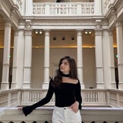 , 
