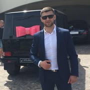  ,   Maxim, 42 ,   ,   , c 