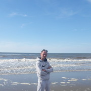  ,  Alex, 41