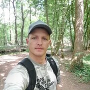  Ellingen,  Ivan, 42