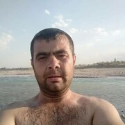  ,  Sherzod, 39