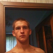  ,  Anton, 32
