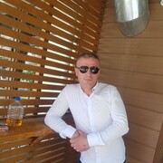  ,   Denis, 38 ,   ,   