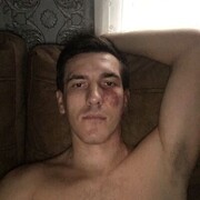  ,  Serhii, 31