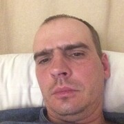 ,  Denis, 44