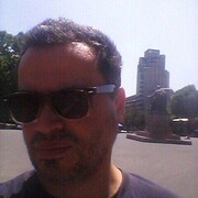  ,  Artur, 40