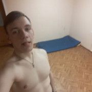  ,   Alex, 24 ,   