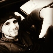  -,  Alik, 32