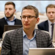  ,   Vladislav, 35 ,   ,   