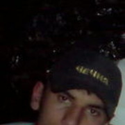  ,   Chechenec, 33 ,  