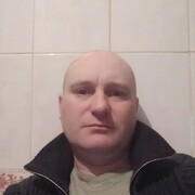  ,  Viktor, 43