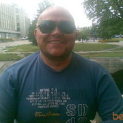  ,   Axel, 49 ,   ,   , c , 