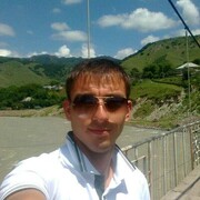  ,  Maga, 34