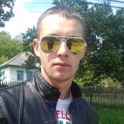  ,  Marin, 32