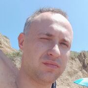  ,  Alex, 35
