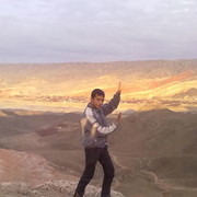  ,   Amar, 33 ,   