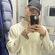  ,   Sasha, 21 ,   ,   