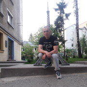  ,  Alex, 44