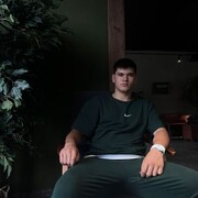  ,  Khakim, 18