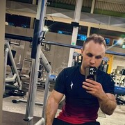  ,  Mykola, 25