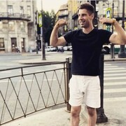  ,   Maxim, 28 ,   ,   