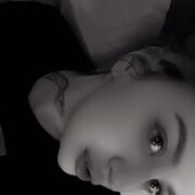  , 