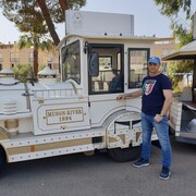  ,   Igor, 51 ,   ,   , c 