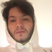  ,   Artur, 27 ,  