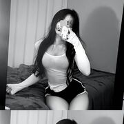  , 