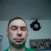  ,  Alekssandr, 44