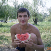  ,   Erevgenii, 45 ,   
