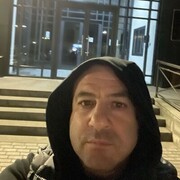  ,   Armen, 46 ,   ,   