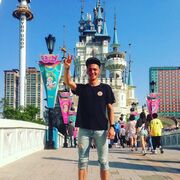  ,   Maxim, 33 ,     , c 