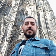  Leetza,  Mario, 36