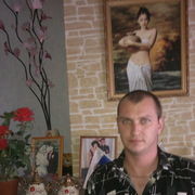  --,   Artem, 40 ,   