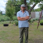  ,  Alex, 44