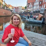  Stade,   , 43 ,   ,   , c 