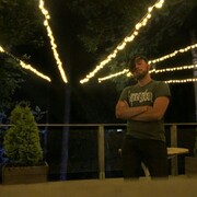  ,  Alex, 28