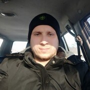  ,  Aleks, 33