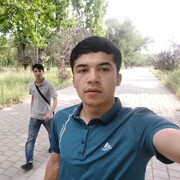  -,  Erik, 23
