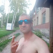  ,   Vitalij, 39 ,   c 