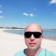 ,   Srgio, 43 ,     , c 