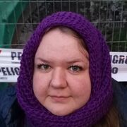  ,  Elena, 39