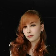  ,  Vika, 24
