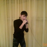  ,   Medet, 32 ,  