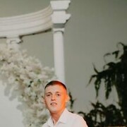  ,  Stefan, 27