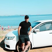  ,  Sam, 32