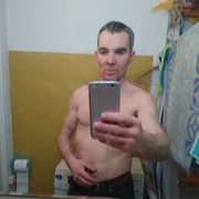  ,   Robert, 48 ,   