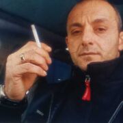  ,   Artur, 41 ,   ,   